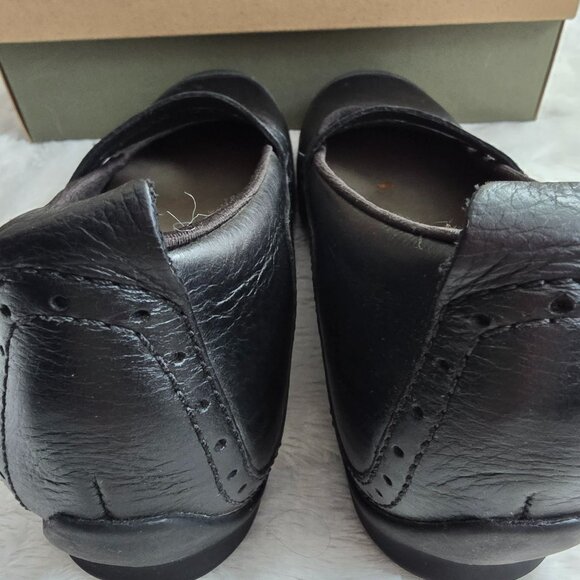 Merrell Performance Footwear - Black Flats - Picture 7 of 7